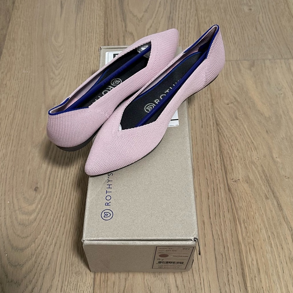Rothy’s The Point in Petal Pink Solid (Retired Color) Size 7